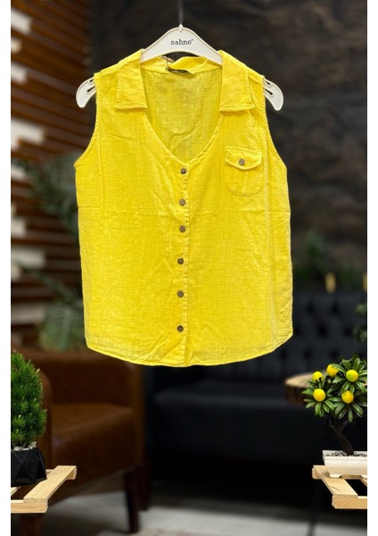 Yakallı Cepli Tahta Düğmeli Keten Yelek