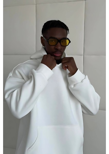 Beyaz Yumuşacık Kumaşlı Oversize Fit Ici Polarlı Basic Kapüşonlu Sweatshirt Hoodie modelleri