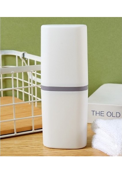 Seyahat Tipi Diş Fırçası ve Macun Saklama Kabı modelleri