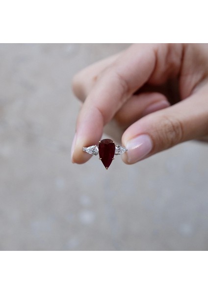 5,02 Ct F-G / Vs-Sı Pırlanta Yakut Yüzük fiyatları