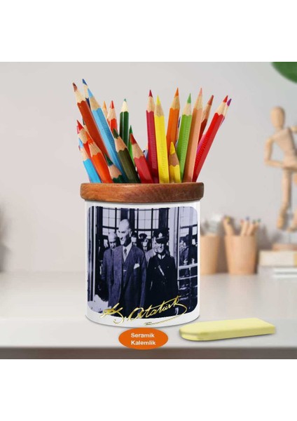 Gülümseyen Mustafa Kemal Atatürk Ahşap Seramik KALEMLIK-709
