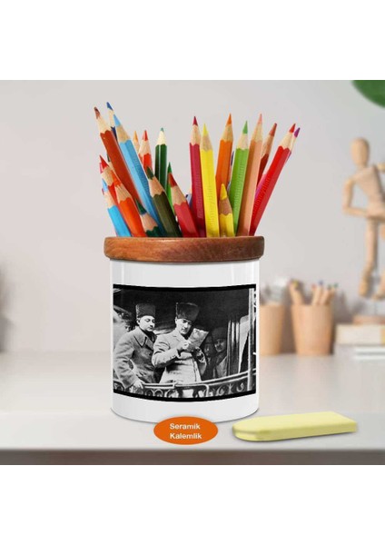 Mektup Okuyan Kemal Atatürk Ahşap Seramik Kalemlik -ATATU055) fiyatları