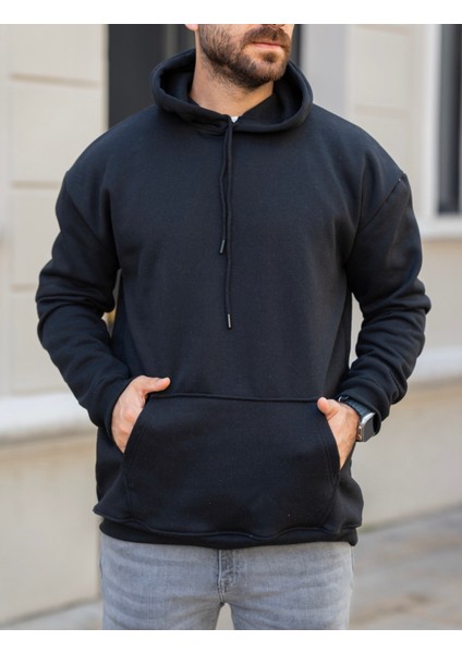 Siyah Renkli Kapüşonlu Kanguru Cepli Sweatshirt