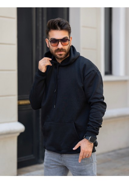 Siyah Renkli Kapüşonlu Kanguru Cepli Sweatshirt