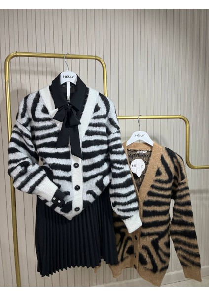 Zebra Desenli Triko Hırka