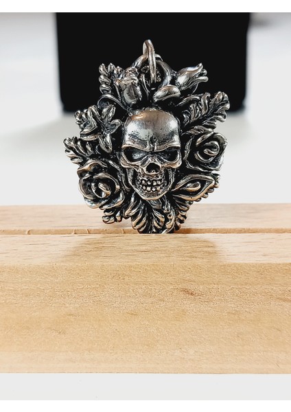 Gümüş Kuru Kafa Punk Kafatası Skull Tasarım Erkek Kolye Yılbaşı Yeni Yıl Hediye