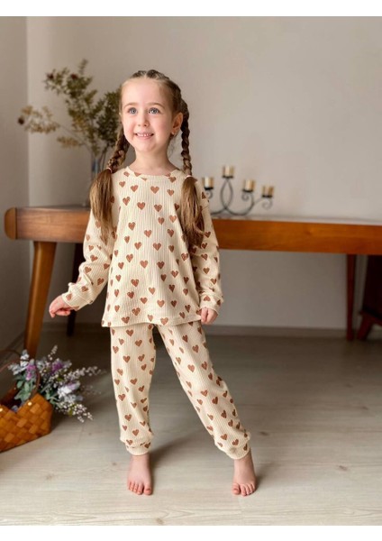 Pamuk Kalp Baskılı Fitilli Kız Pijama Takımı Bej - 7-8