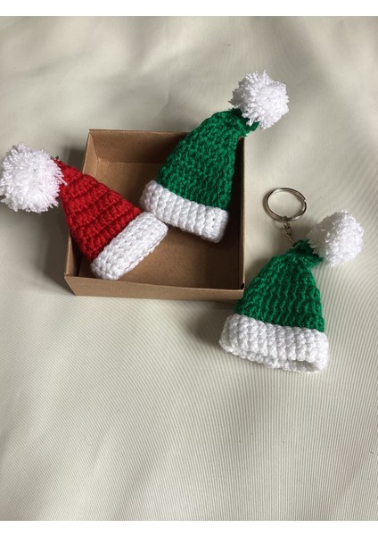 Yılbaşı Şapkası El Örgüsü Anahtarlık
