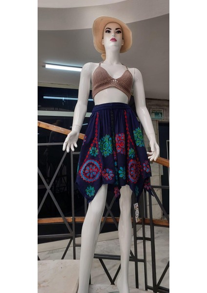 Hint Otantik Batik Işlemeli Kısa Yıldız Etek
