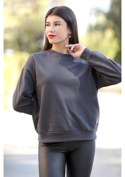 Kadın Füme Bisiklet Yaka Süs Etiket Baskılı Sweatshirt - 25169