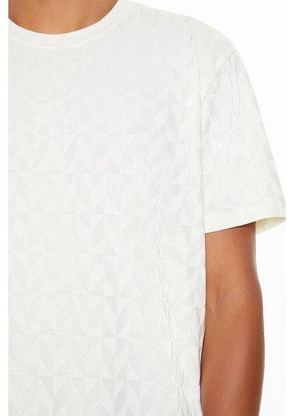 Yuvarlak Yaka Baskılı T-Shirt modelleri