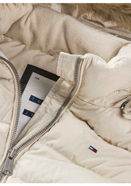Krem Kadın Şişme Mont Tjw Basıc Hooded Down Jacket Ext modelleri