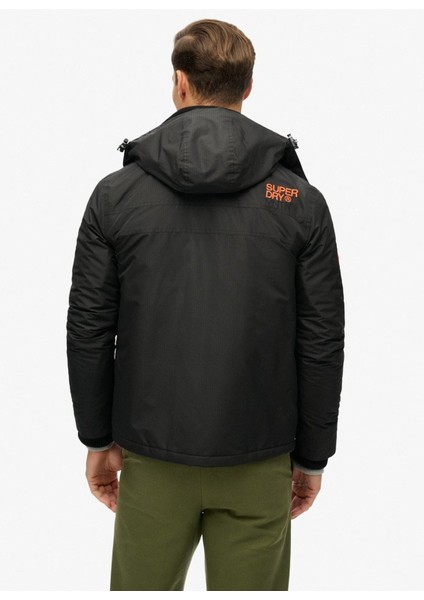 Siyah Erkek Mont M5011921A02A_HOODED Mtn Wındbreaker