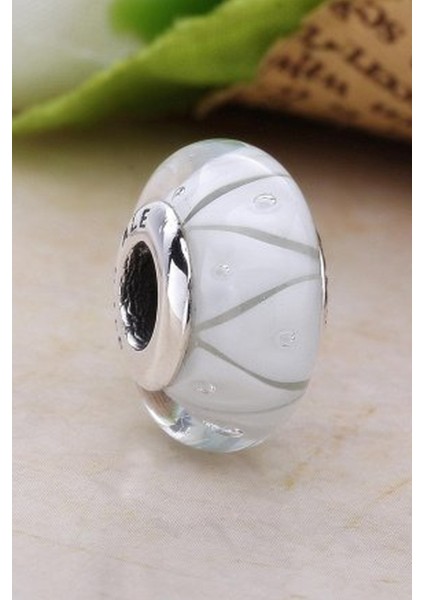 Zig Zag Beyaz Murano Charm