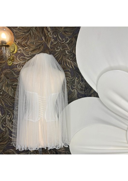 El Işlemesi Kristalli Damla Sarkıtlı Kısa Duvak (80cm)