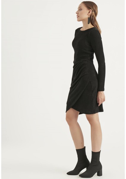 Drape Detaylı Elbise