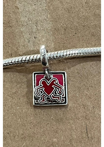 Kare Figür Sallantılı Charm