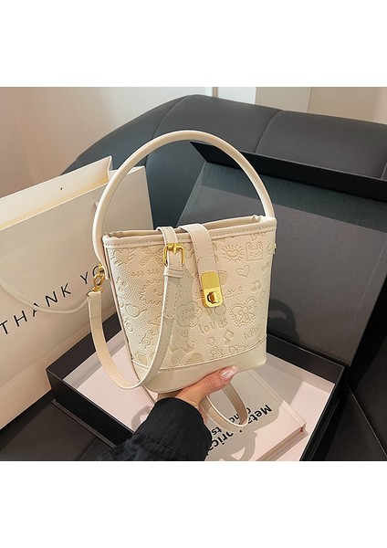 Sonbahar Yeni Avrupa ve Amerikan Moda Retro Kabartmalı Kova Çanta (Yurt Dışından) fiyatları