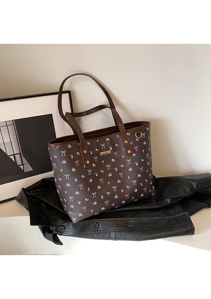 Avrupa ve Amerikan Pastoral Tarzı Büyük Kapasiteli Taze Küçük Çiçekli Omuz Çantası (Yurt Dışından) fırsatları