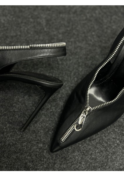 Elroy Siyah Fermuar Detaylı Topuklu Ayakkabı fiyatları