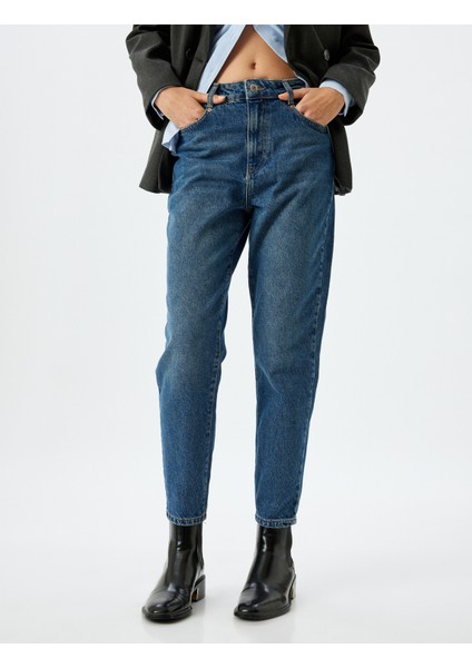 Normal Bel Cepli Düğmeli Pamuklu Mom Fit Kot Pantolon modelleri