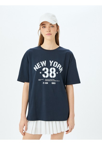 Kolej Baskılı Bisiklet Yaka Kısa Kollu Oversize T-Shirt