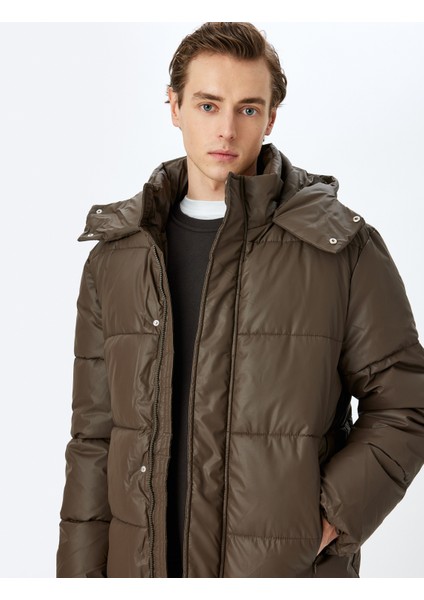 Slim Fit Kapşonlu Suni Deri Şişme Mont fiyatları