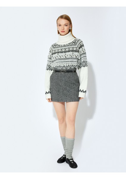 x Şahika Ercümen - Uzun Kollu Etnik Desenli Balıkçı Yaka Taşlı Peluş Kazak fiyatları