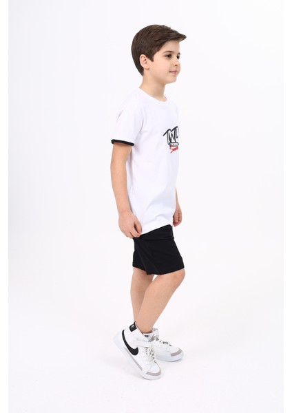Erkek Çocuk Baskılı Şortlu Takım modelleri