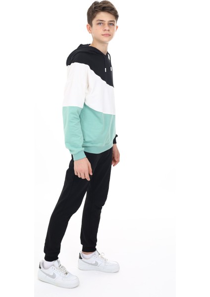 Erkek Çocuk Nakışlı Eşofman Takım modelleri