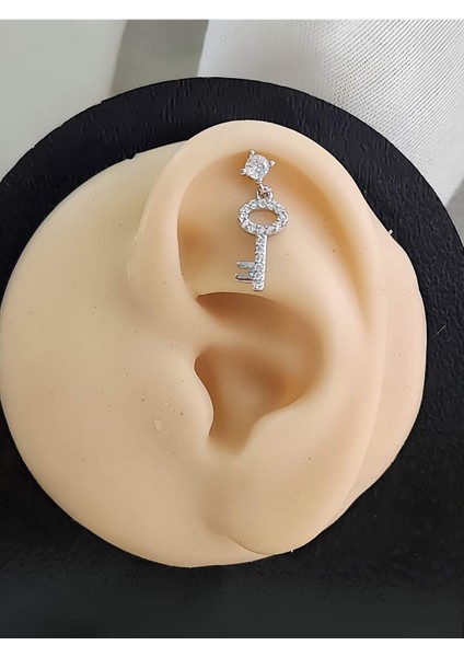 Kilit Anahtar Model Kıkırdak Piercing Tragus Helix Silver Gümüş Renk Küpe