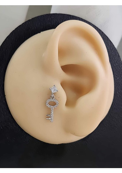 Kilit Anahtar Model Kıkırdak Piercing Tragus Helix Silver Gümüş Renk Küpe