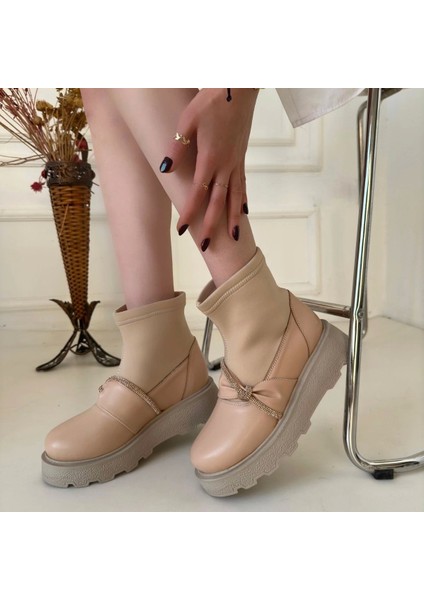 Dewn Bej Cilt Topuklu Bot fırsatları