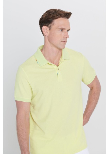 Erkek Fıstık Yeşil Slim Fit Dar Kesim Polo Yaka Baskılı Pamuklu Tişört fırsatları