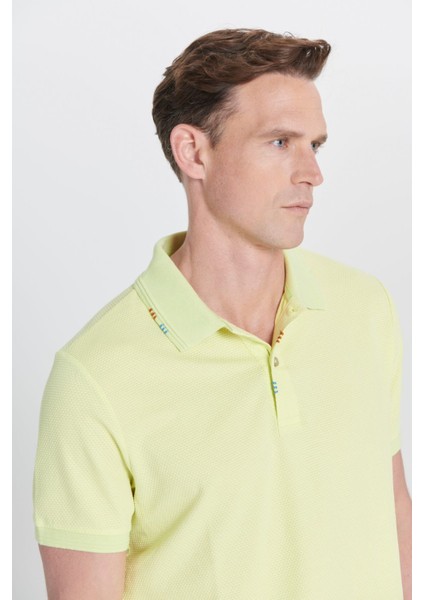 Erkek Fıstık Yeşil Slim Fit Dar Kesim Polo Yaka Baskılı Pamuklu Tişört indirimleri