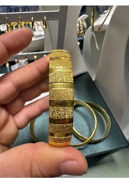 22 Ayar Altın Kaplama 12 mm 62 Boy 925 Gümüş Bilezik fiyatları