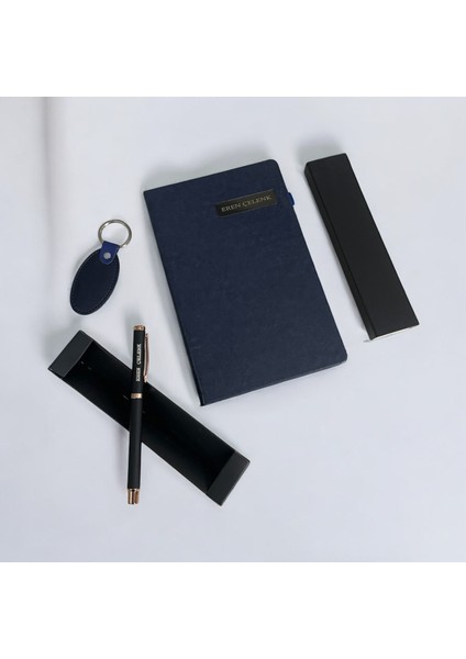 Kişiye Özel Kenar Boyalı Lacivert Defter Ismli & Kişiye Özel Roller Kalem & Anahtarlık Hediye Seti fiyatları