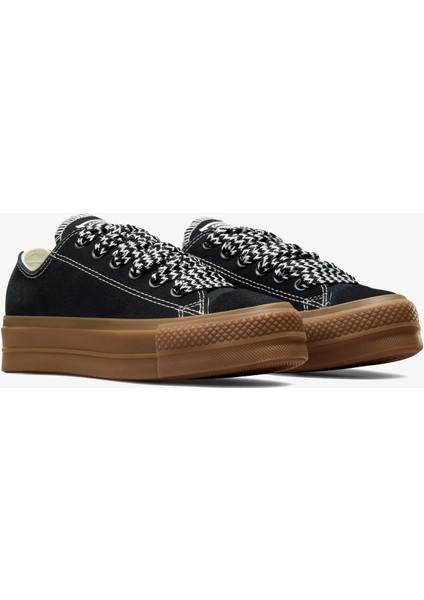 Chuck Taylor All Star Lift Kadın Siyah Süet Platform Sneaker fiyatları