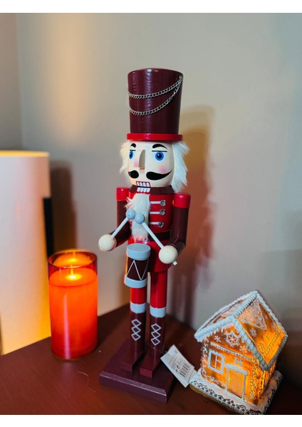 Kurşun Asker 50 cm Özel Ahşap Kırmızı Fındıkkıran Nutcracker Yılbaşı Figürü