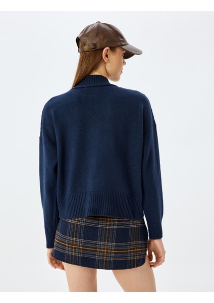 Yarım Balıkçı Yaka Uzun Kollu Basic Triko Kazak fırsatları