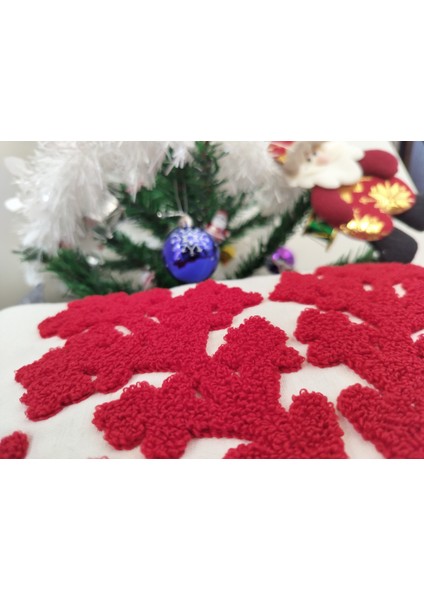 Yılbaşına Özel Tasarlanmış Punch Işlemeli Kırlentler, Rengarenk, Merry Christmas, Zarif ve Şık Yılbaşı Dekoru (43 x 43 cm ), Konforlu ve Dayanıklı Kumaş, Ev ve Ofis Için Ideal Hediye fiyatları