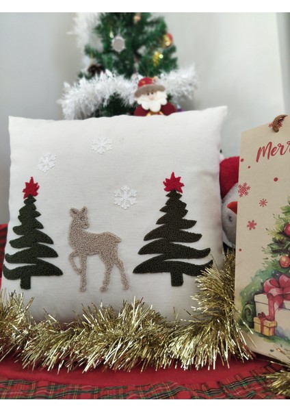 Yılbaşına Özel Geyikli-Agacli Punch Kırlent Kılıfı modelleri