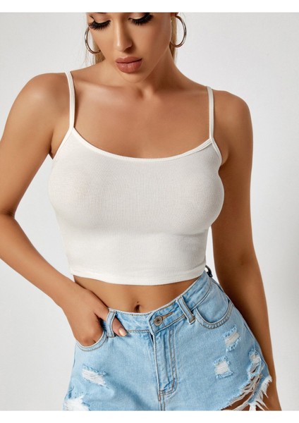 U Yaka Beyaz Renk Desensiz Askılı Omzu Açık Fitilli Likralı Fit Crop Top Bluz fırsatları
