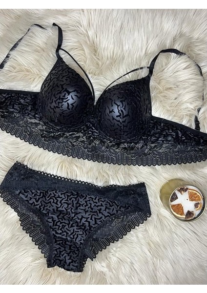 Ipli-Taşlı Parlak Leopar Desen Dolgulu Sütyen Takım modelleri