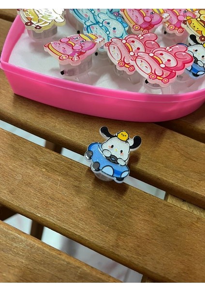 Sanrio Figürlü Çocuk Ayarlanabilir Işıklı Yüzük