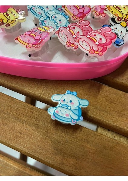 Sanrio Figürlü Çocuk Ayarlanabilir Işıklı Yüzük