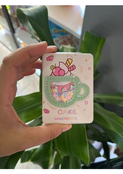 Pullu Cupcake Figürlü Taşınabilir Makyaj Aynası Çanta Aynası ve Cep Aynası Kapaklı