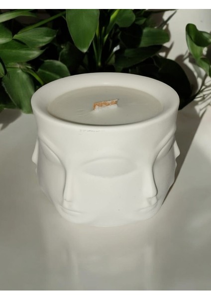 Soyut Yüz Küçük Beton Mumlukta El Yapımı modelleri