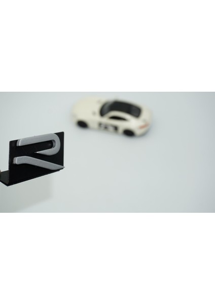 Volkswagen R Line Yeni Nesil Ön Panjur Gri Logo Arma
