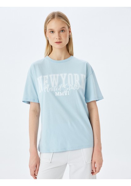 Kolej Baskılı Bisiklet Yaka Kısa Kollu Rahat Kalıp T-Shirt